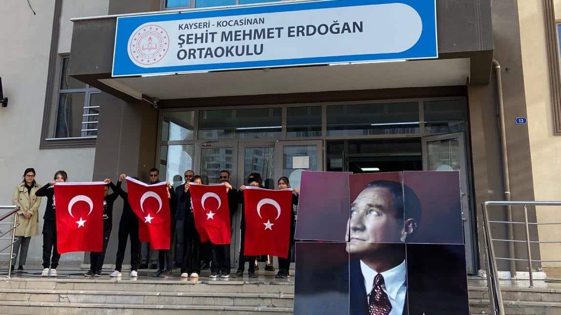 Okulumuzda 10 Kasım Atatürk'ü Anma Programı Yapıldı.